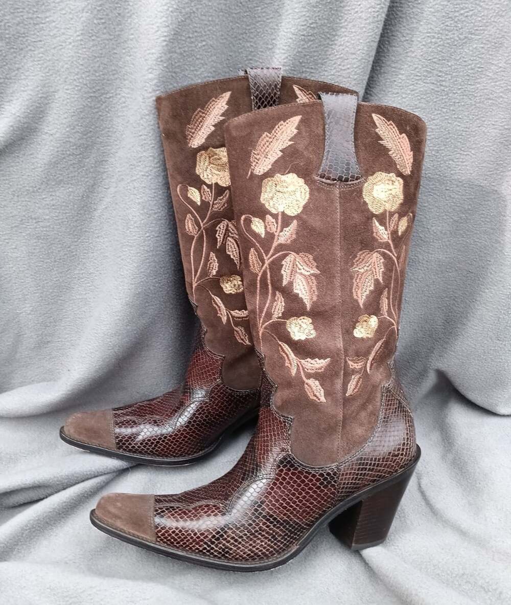 Antonio Melani Justine Leather Brown Boot Floral Embroidery Snake Heel 9M Brazil - Picture 5 of 9